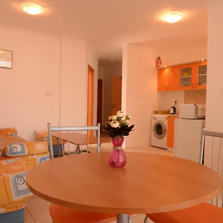 Vega Nadezhda * Sveti Vlas